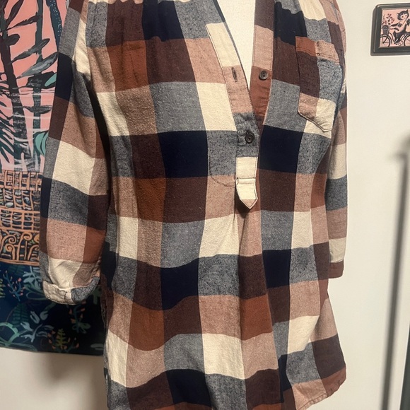 A Fall Essential. Brown Plaid Tunic – Size M - Picture 3 of 5